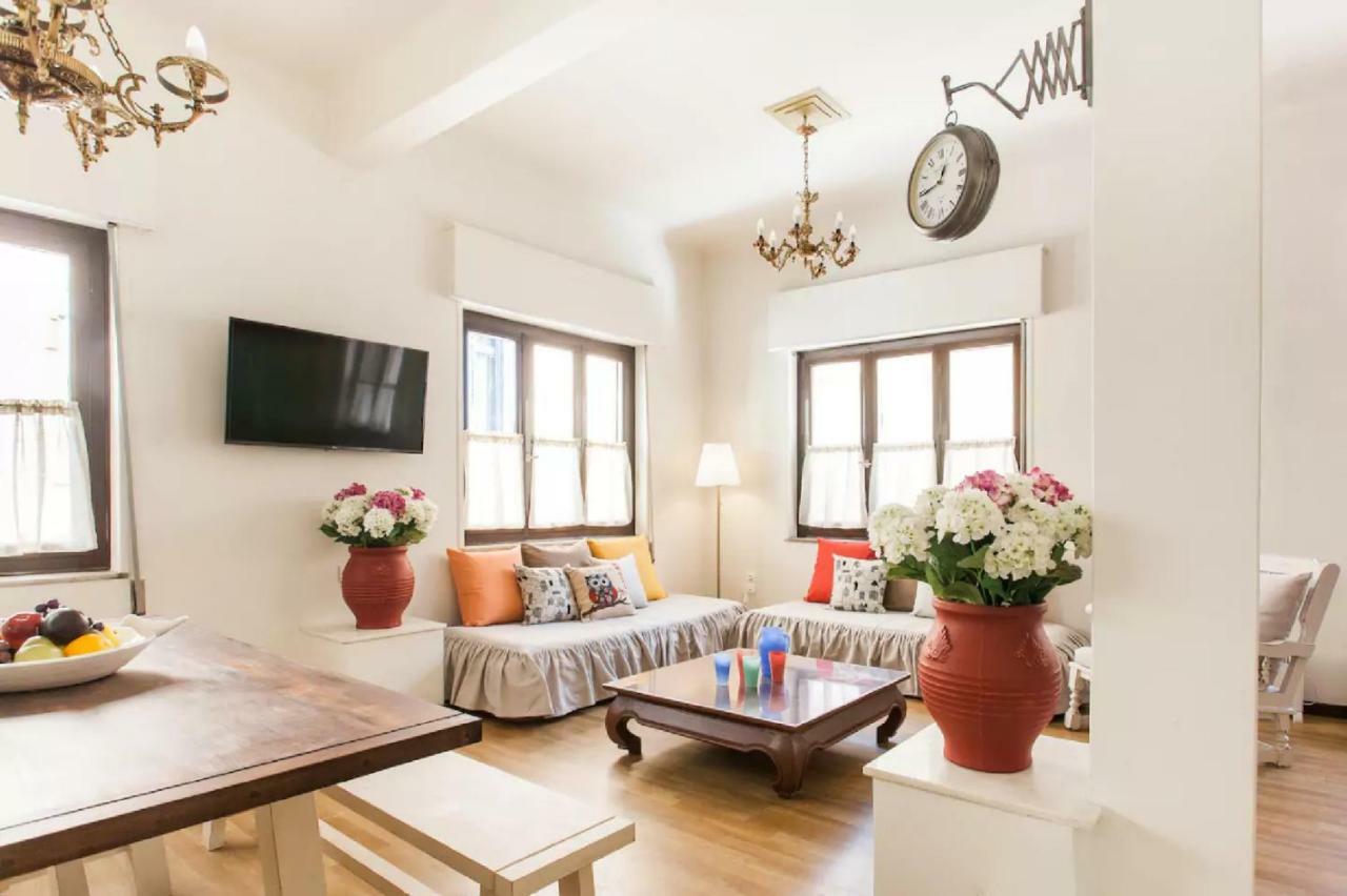 Vintage Charm By The Acropolis! Apartment Athena Bagian luar foto