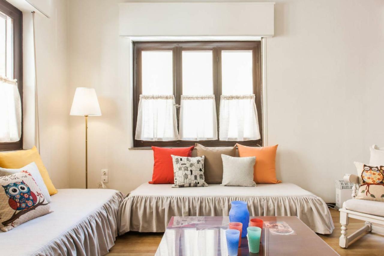 Vintage Charm By The Acropolis! Apartment Athena Bagian luar foto