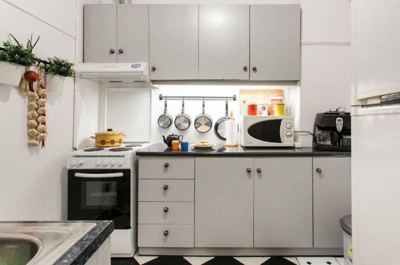 Vintage Charm By The Acropolis! Apartment Athena Bagian luar foto