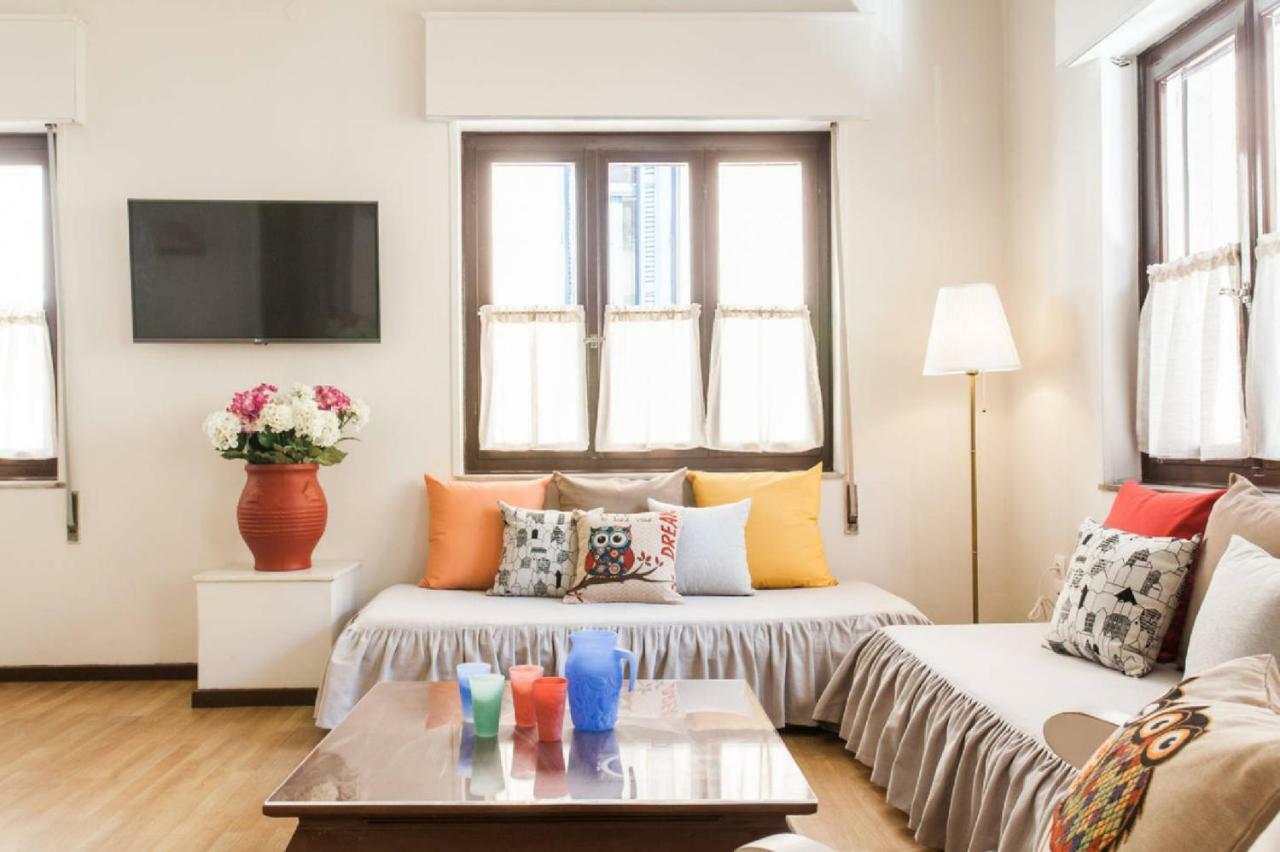 Vintage Charm By The Acropolis! Apartment Athena Bagian luar foto