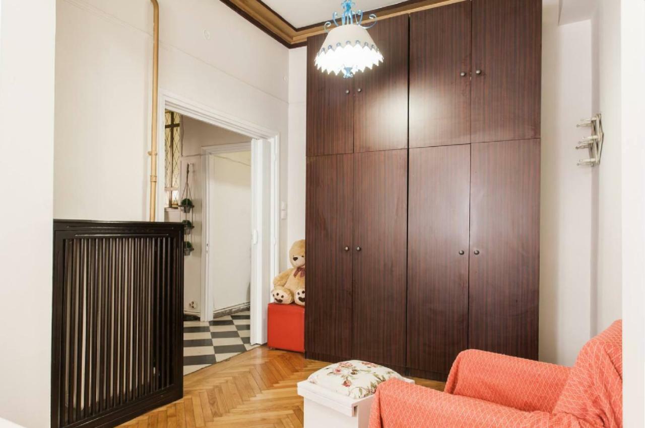 Vintage Charm By The Acropolis! Apartment Athena Bagian luar foto
