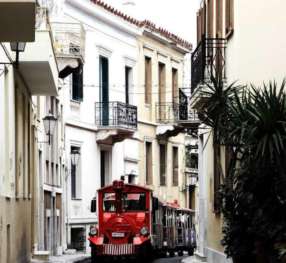 Vintage Charm By The Acropolis! Apartment Athena Bagian luar foto